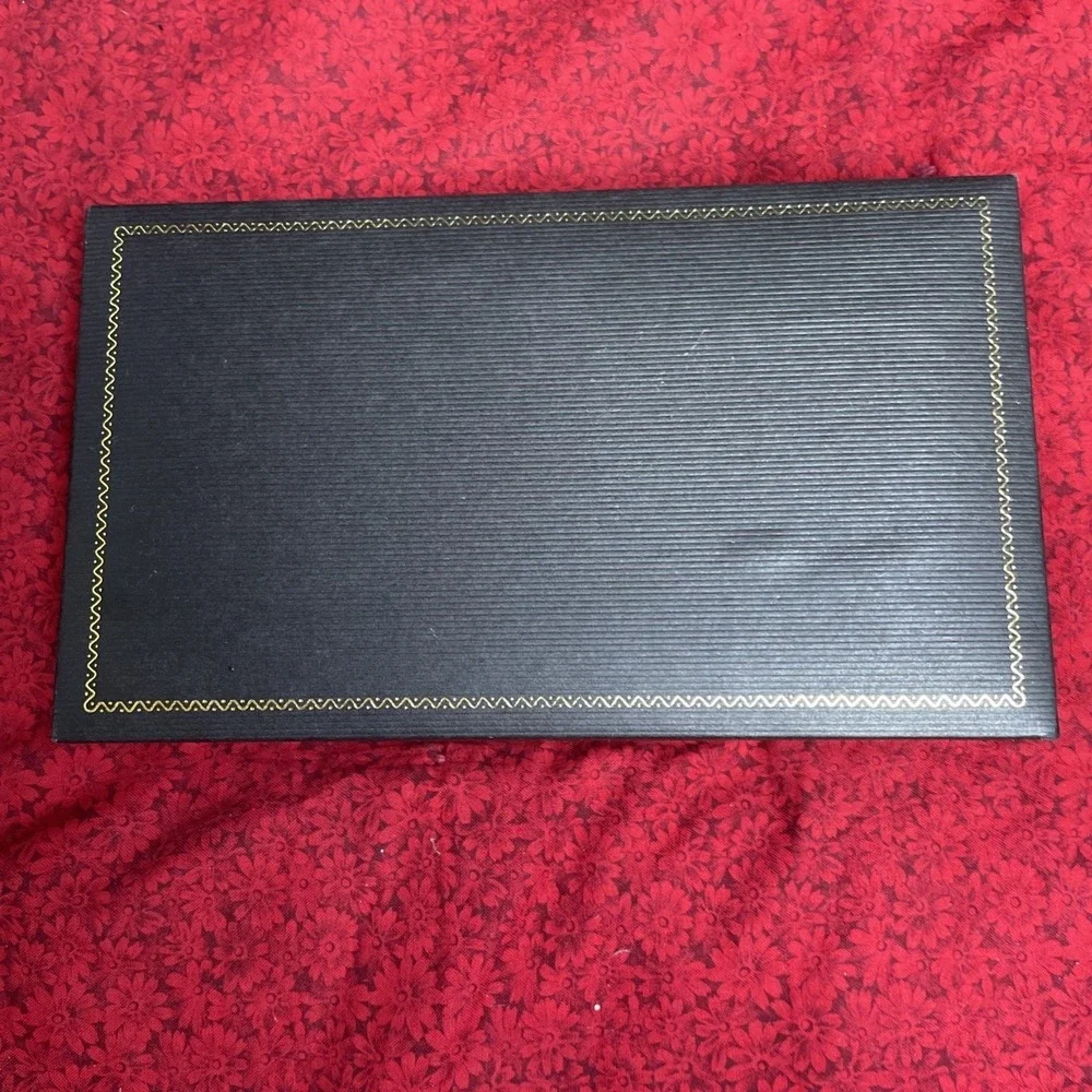 Black Jewelry Presentation Gift Box Velvet Lining Gold Border 8x4.25‎